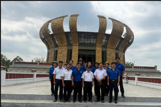 Cảng vụ Hàng hải Cần Thơ tổ chức hoạt động dâng hương tưởng niệm nhân dịp Giỗ Tổ Hùng Vương và Ngày Giải phóng miền Nam, thống nhất đất nước (30/4)